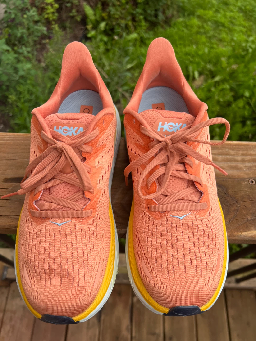Like new woman’s Hoka shoes size 7.5