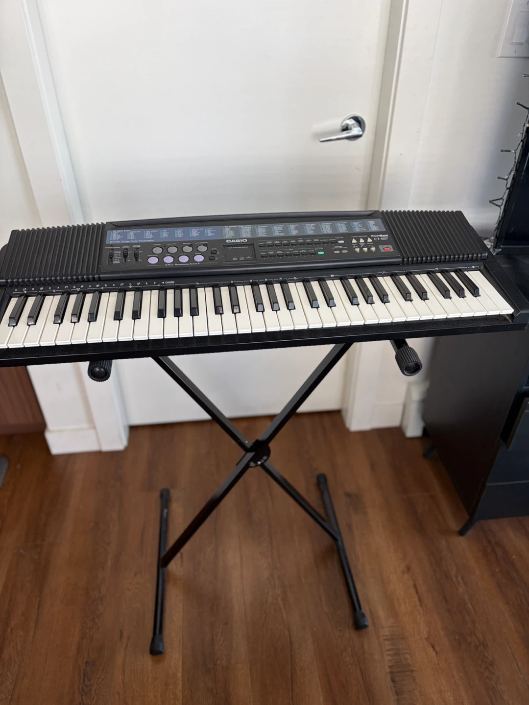 Casio CT-657 Electronic Keyboard