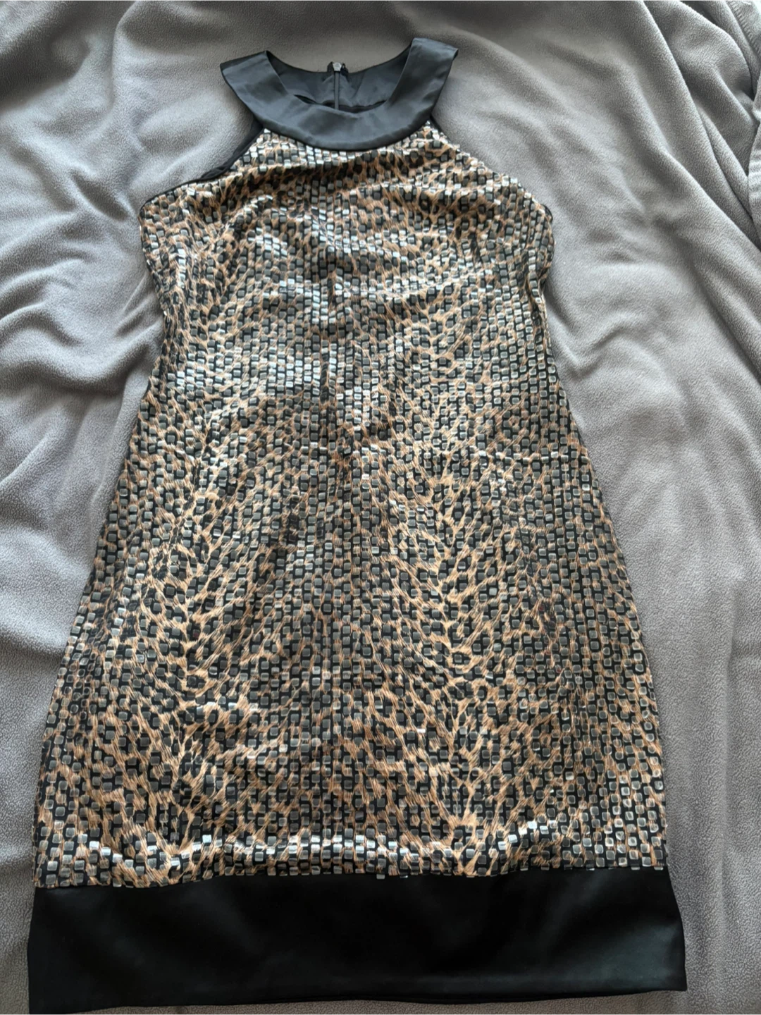 Cache Sequin Leopard Print Halter Dress Size 8 - photo 5
