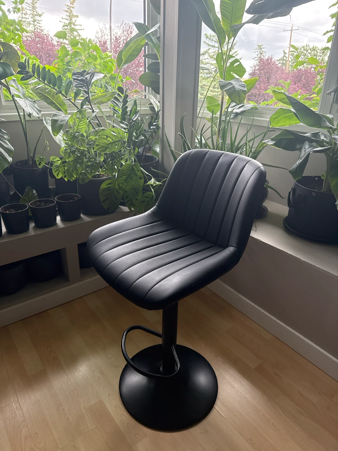 2x Black Faux Leather Adjustable Bar Stools