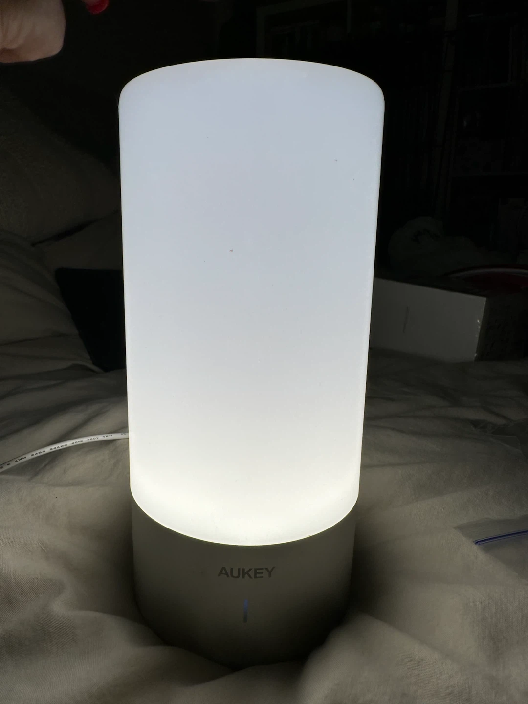 AUKEY table lamp - photo 2