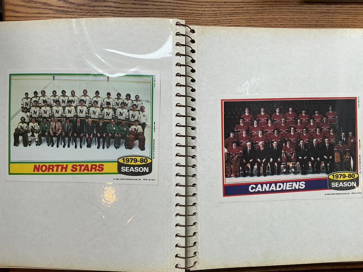 15. 1979-80 NHL Team Pictures In a Binder ! - photo 4