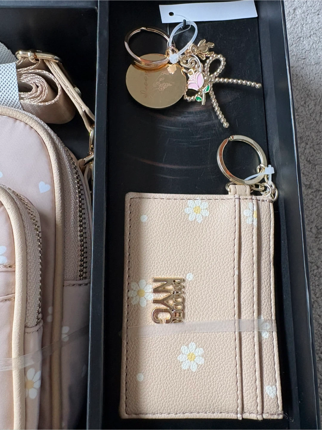 Madden NYC 3 Piece Cellphone Crossbody Set - photo 3