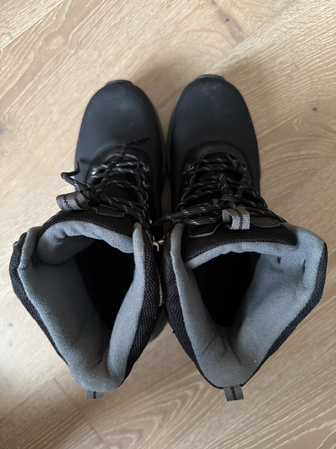 Eddie Bauer Waterproof Hiking Boots - photo 5