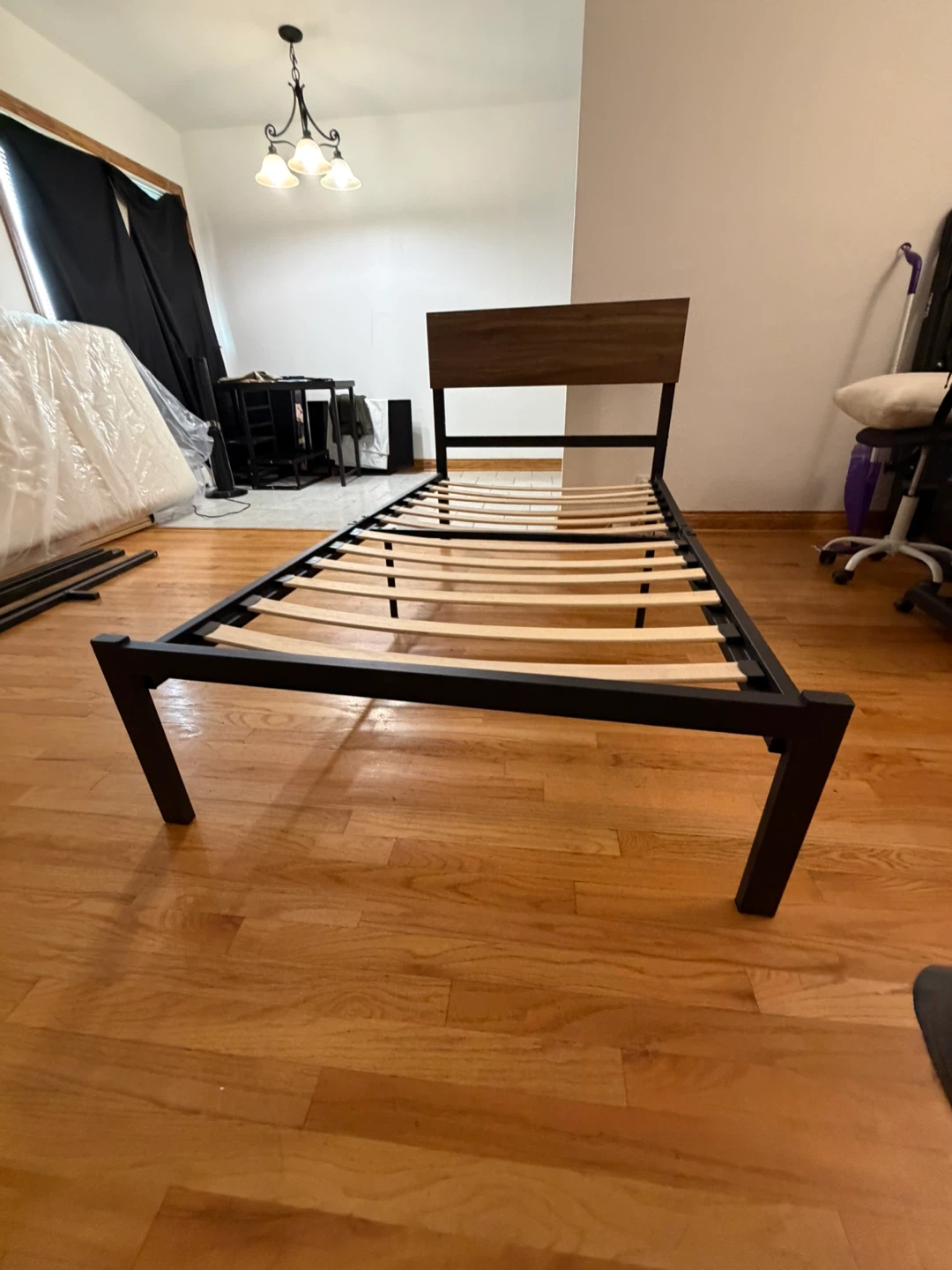 Twin Size Metal Bed Frame with Headboard - photo 2
