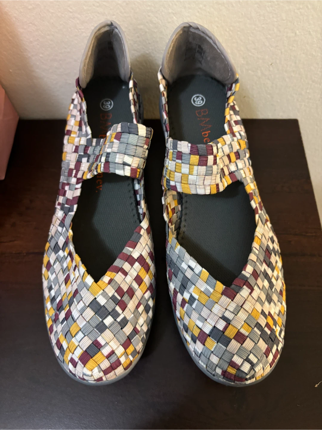 NEW-B-M. T. Shoes Women's Wedge Slingback Shoes