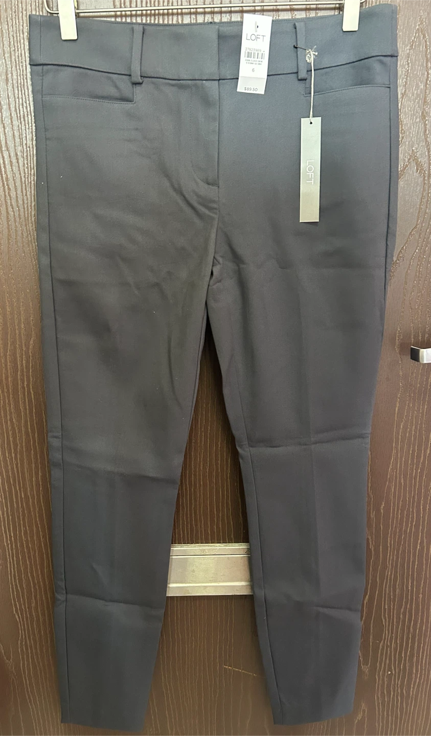 LOFT Women's Grey Dress Pants Size 6