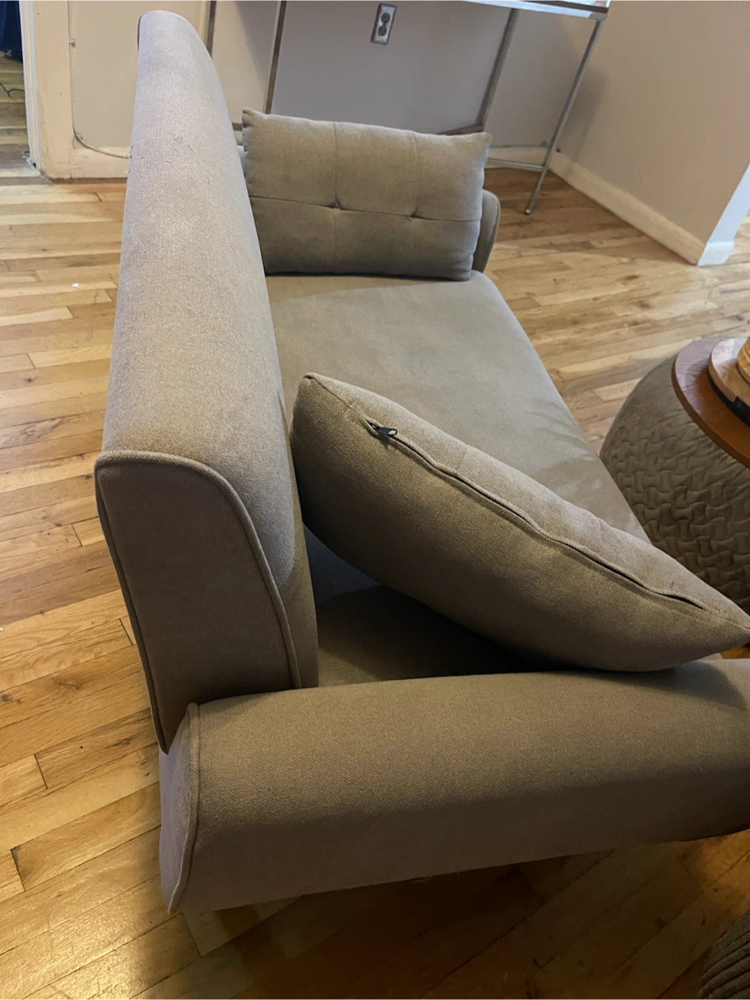 Sofa - photo 2