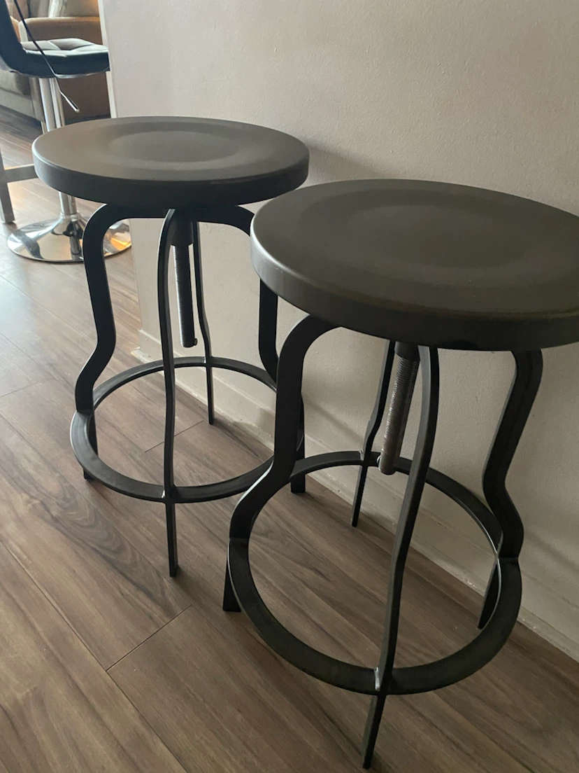 Set of 2 Adjustable Swivel Bar Stools