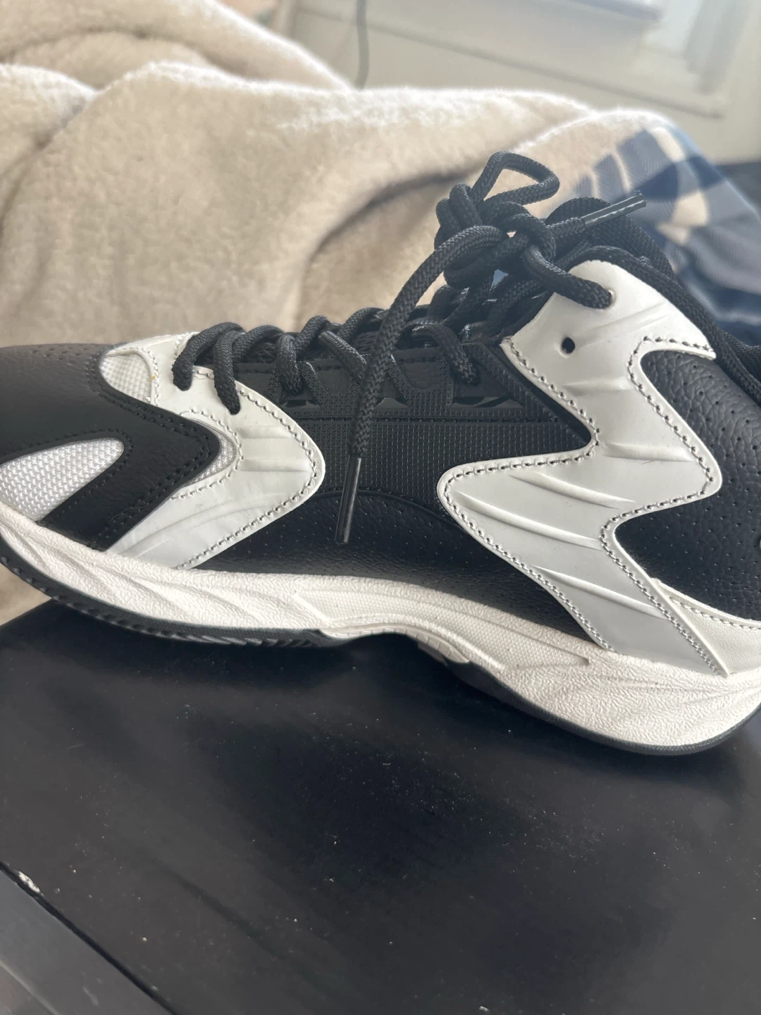 AND1 Devastator Kids Basketball Shoes Size 5 - photo 4