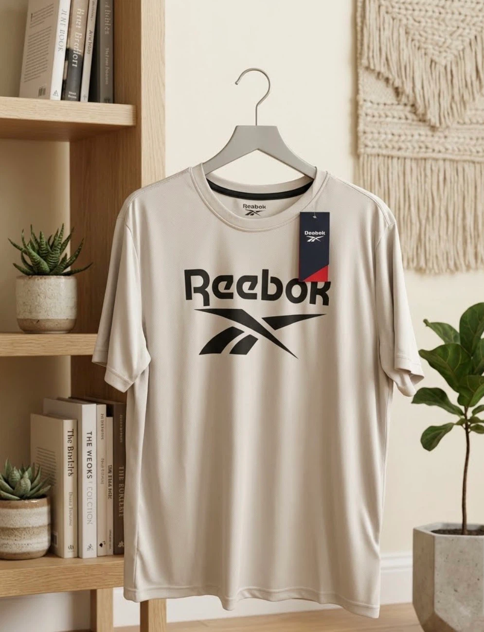 Reebok T-Shirt size L