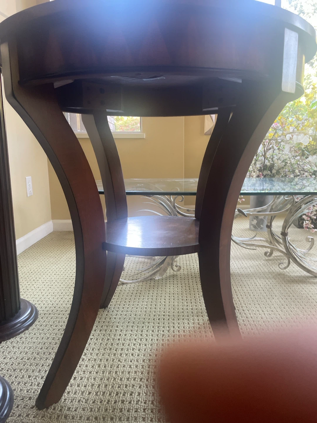 Round Inlay Wood Accent Table with Pedestal - photo 4