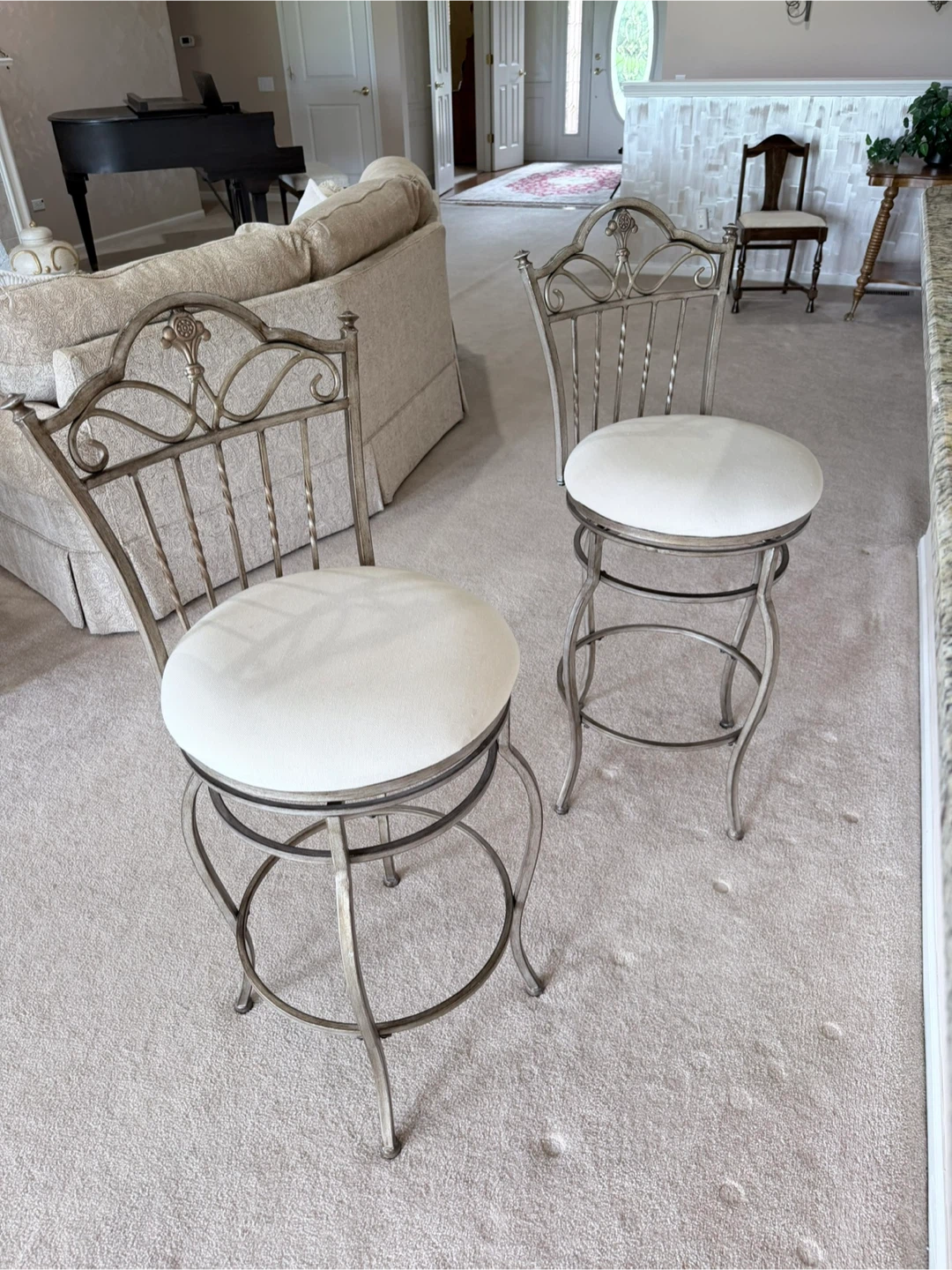 Set of 2 Swivel Bar Stools