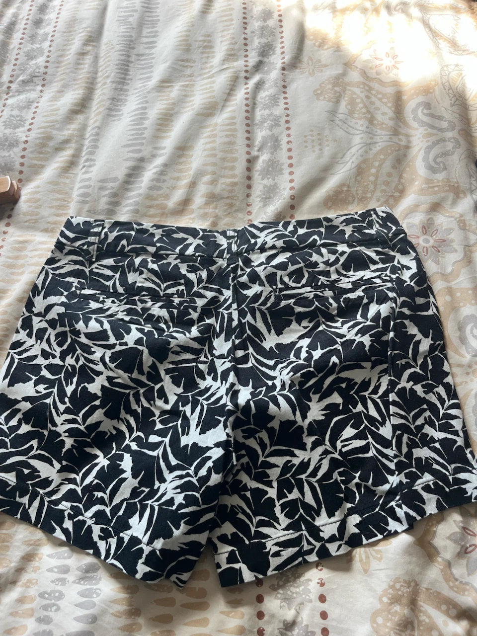 J. Crew Women's Patterned Shorts Size 6 - photo 2