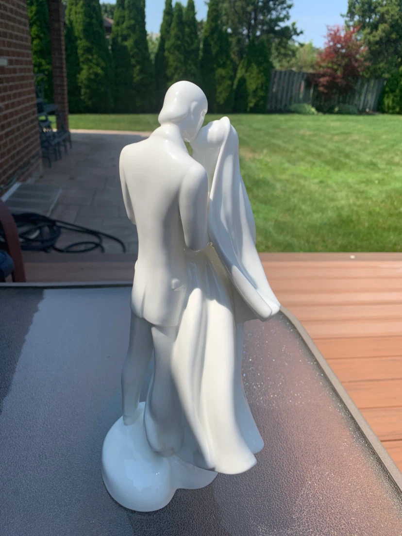 Royal Doulton - Wedding Day figurine - photo 2
