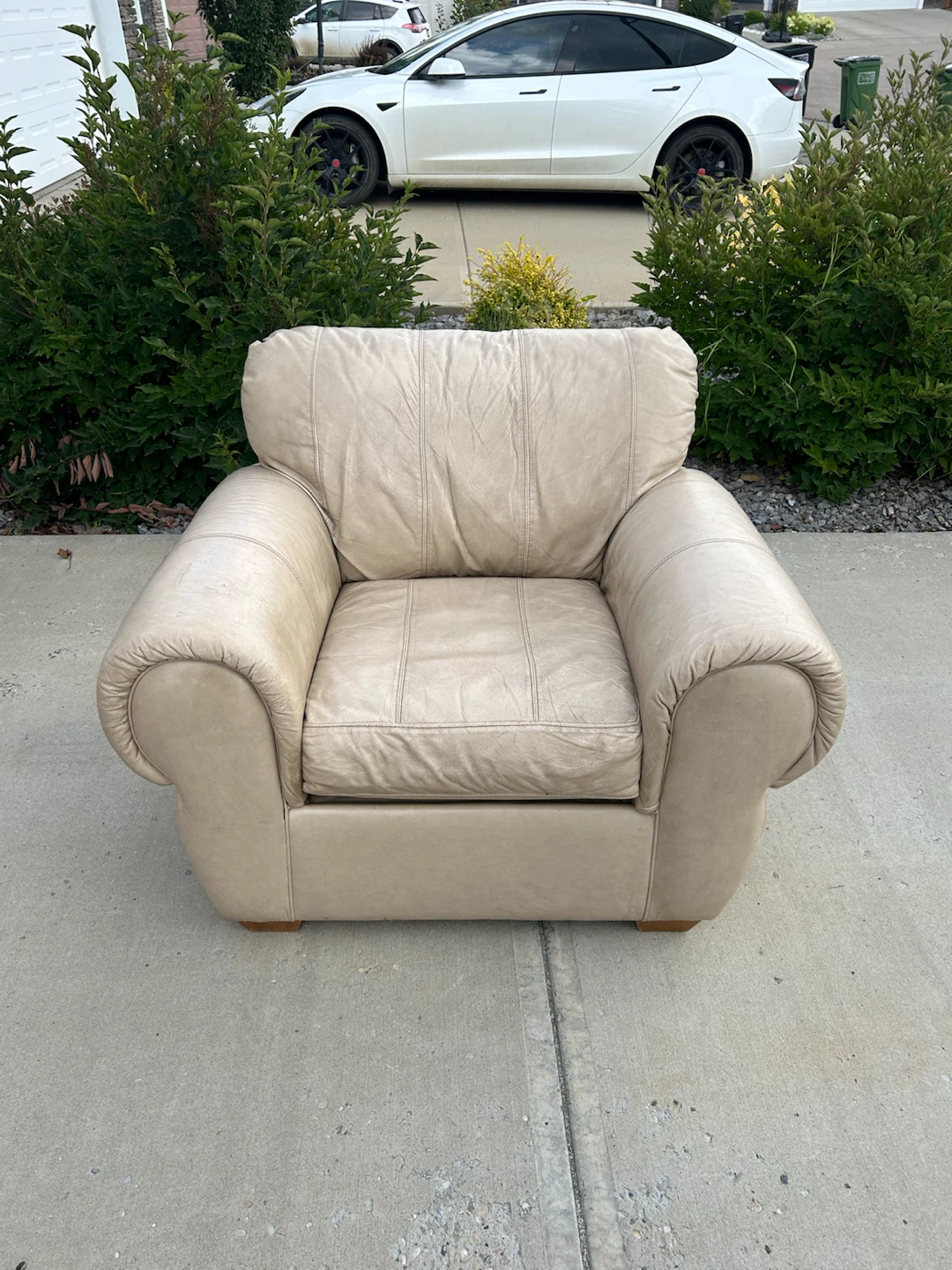 Sofa and Armchair Set - photo 2