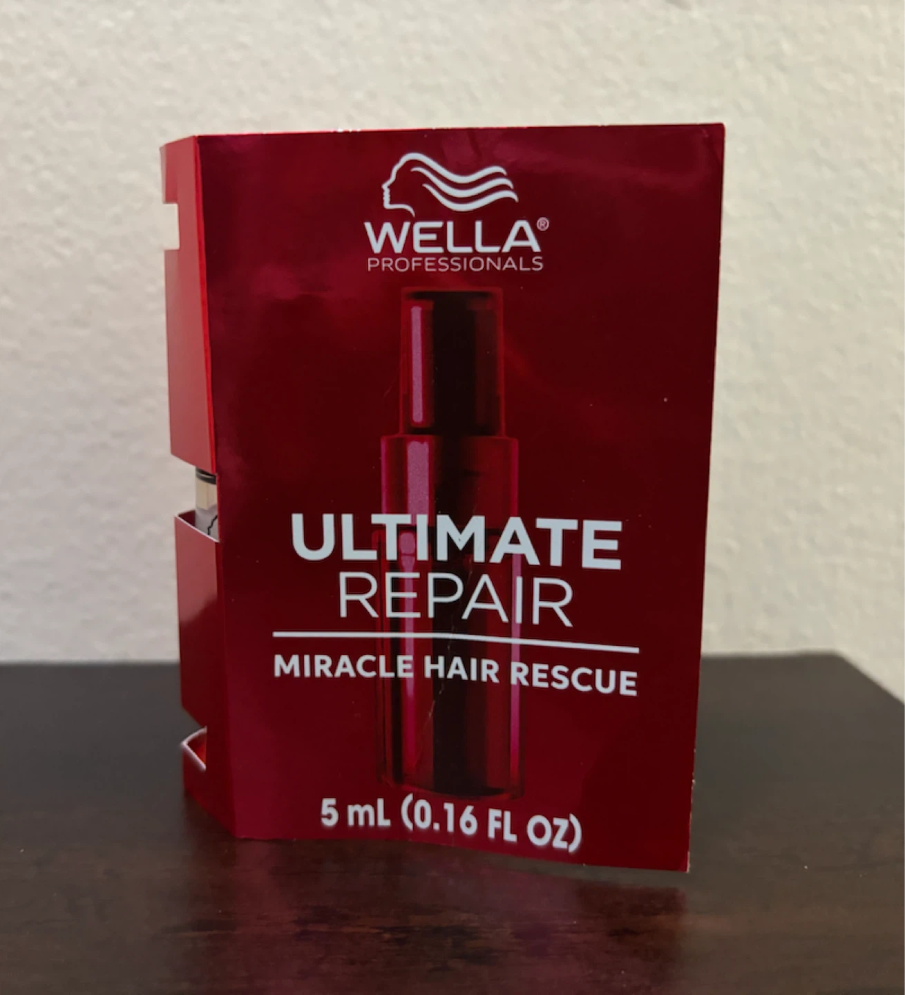 NEW-Wella Professionals Ultimate Repair Miracle Hair Rescue 5ml