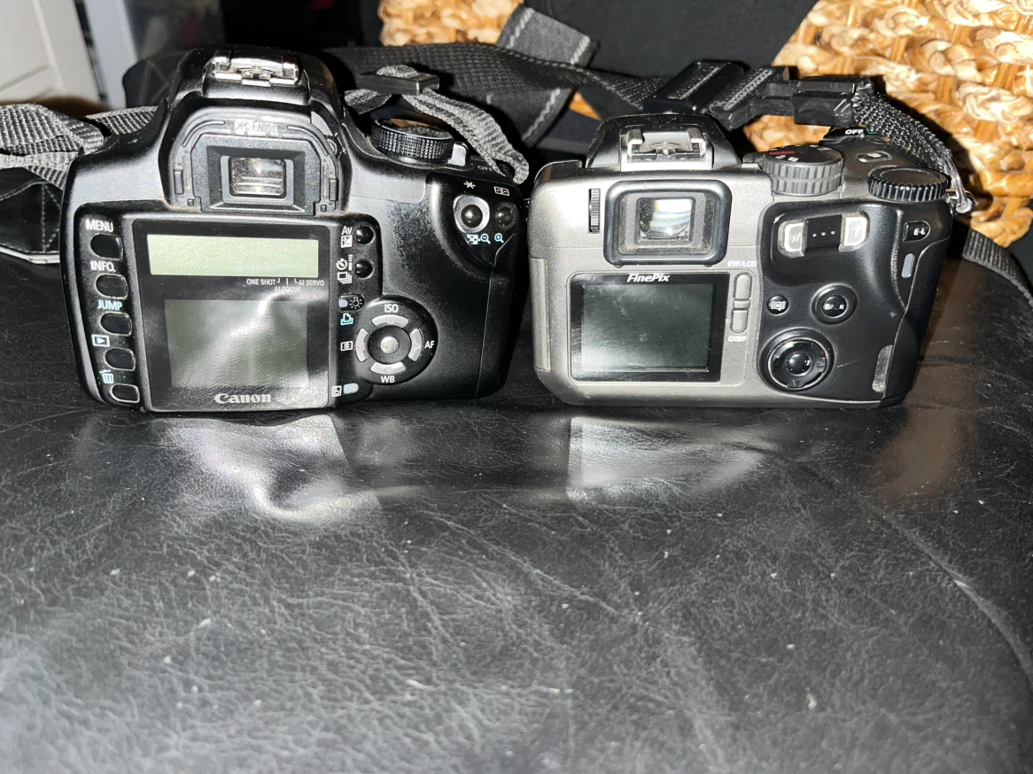Panasonic loomix and canon rebel eos xt - photo 2