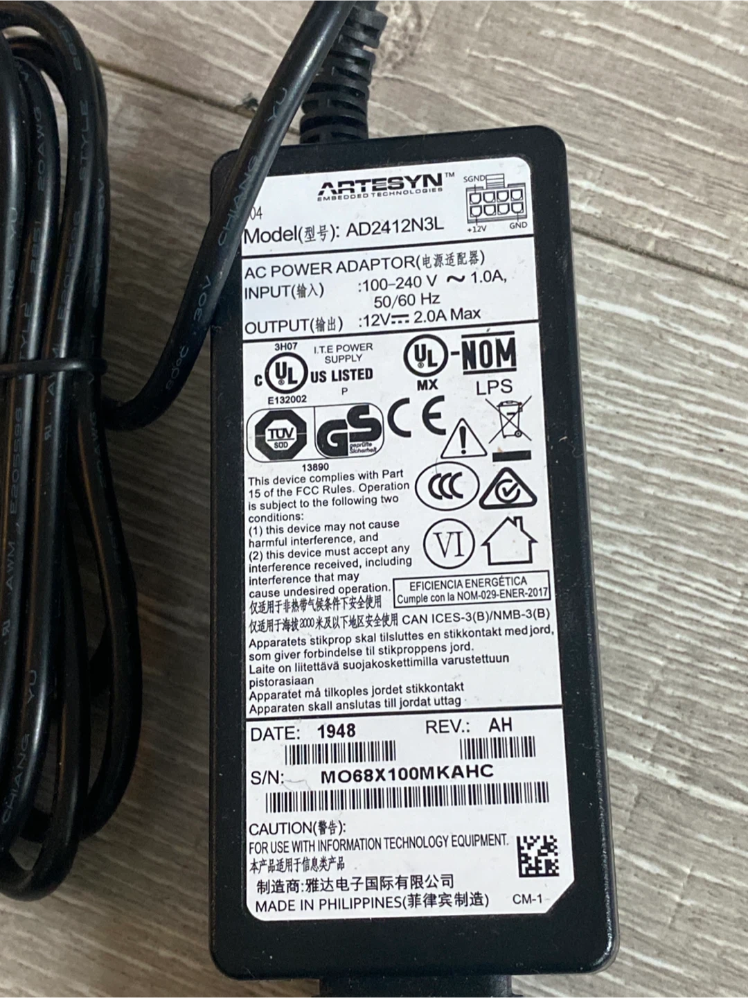Artesyn AD2412N3L AC Power Adapter 100-240V 1.0A 50/60Hz - photo 2