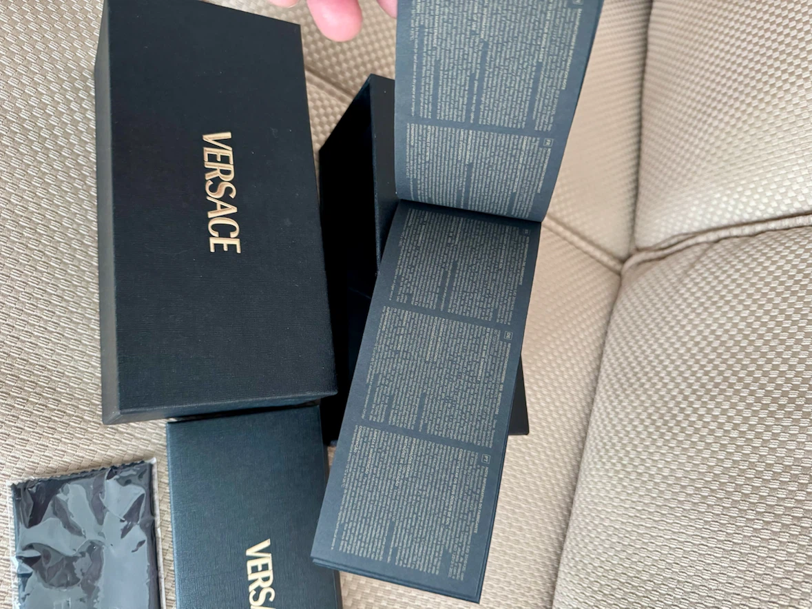 Versace sunglasses genuine new box with  papers - photo 2
