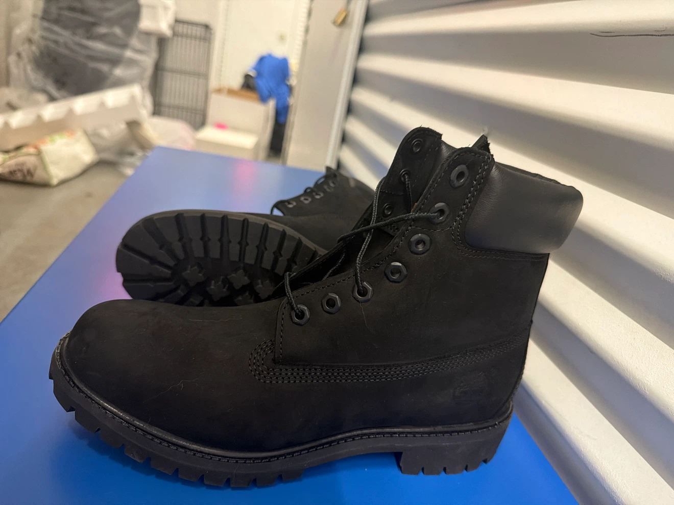 Timberland Black Lace-Up Boots - photo 2