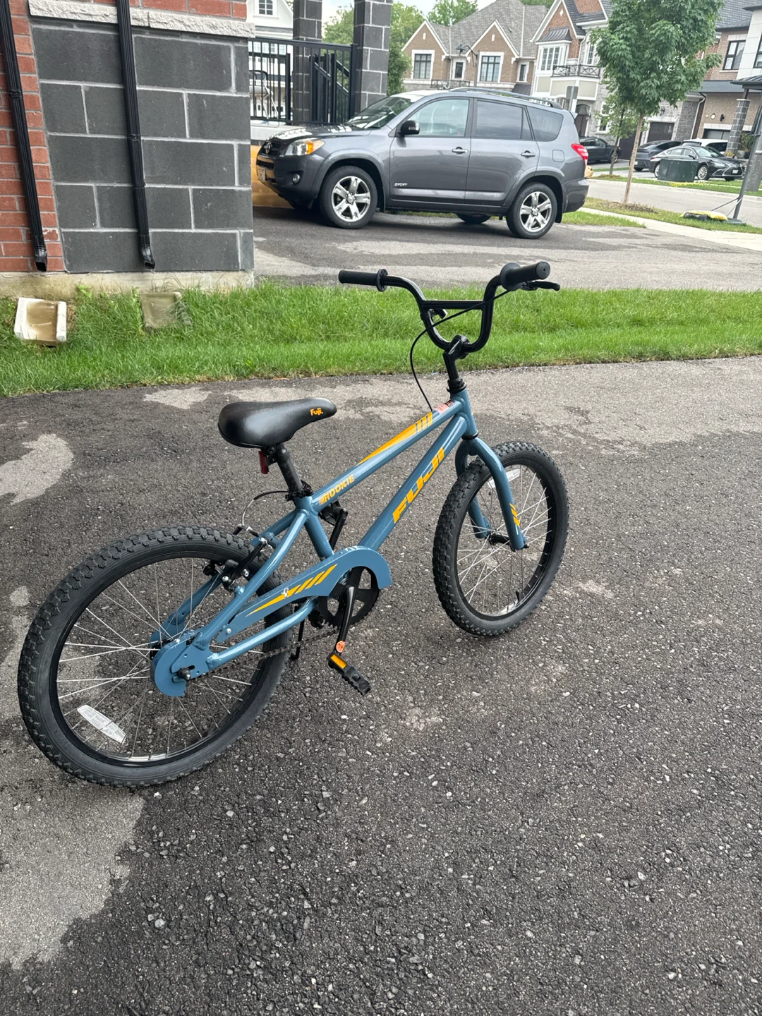 * BRAND NEW *Fuji Rookie 20" BMX Bike - Slate Grey - photo 4
