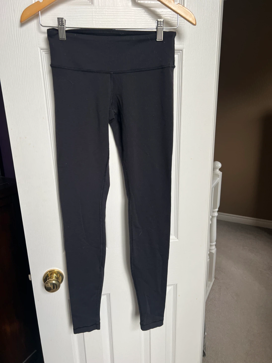 Size 4 full length black lulu leggings