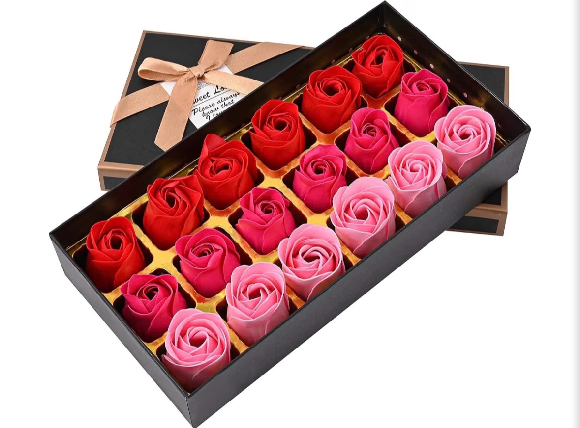 Sweet Love Soap Roses Gift Box