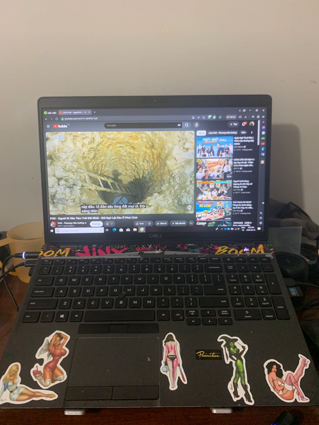 Dell Laptop with Car Decal - photo 2