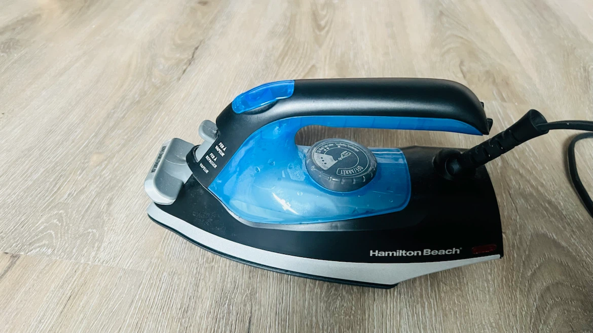 Hamilton Beach Steam Iron - photo 3