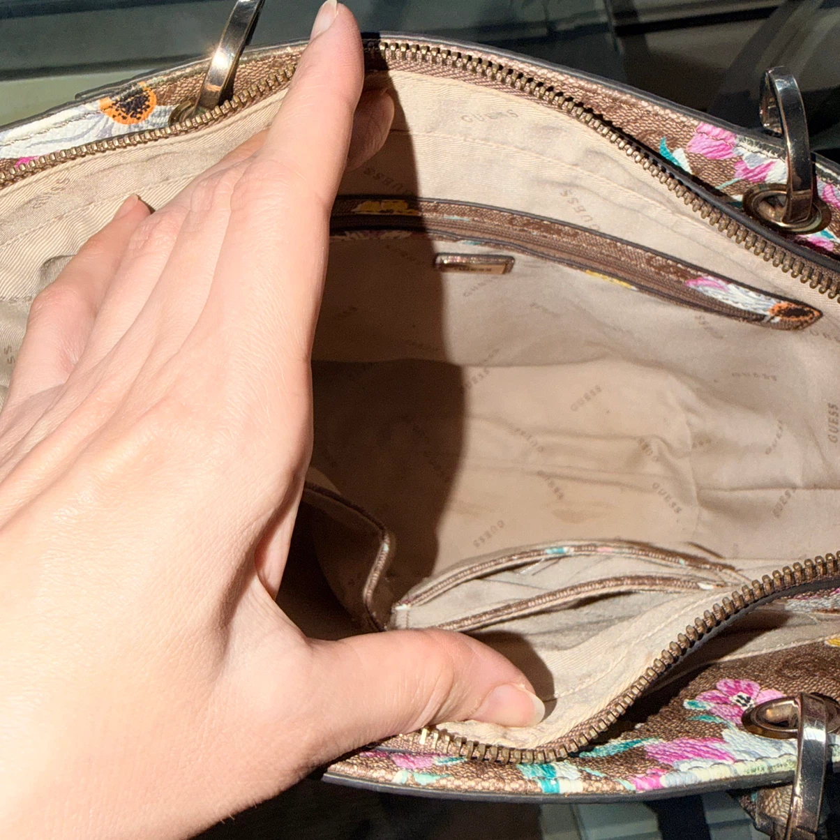 Authentic Guess Tote Bag - Floral Print - photo 3