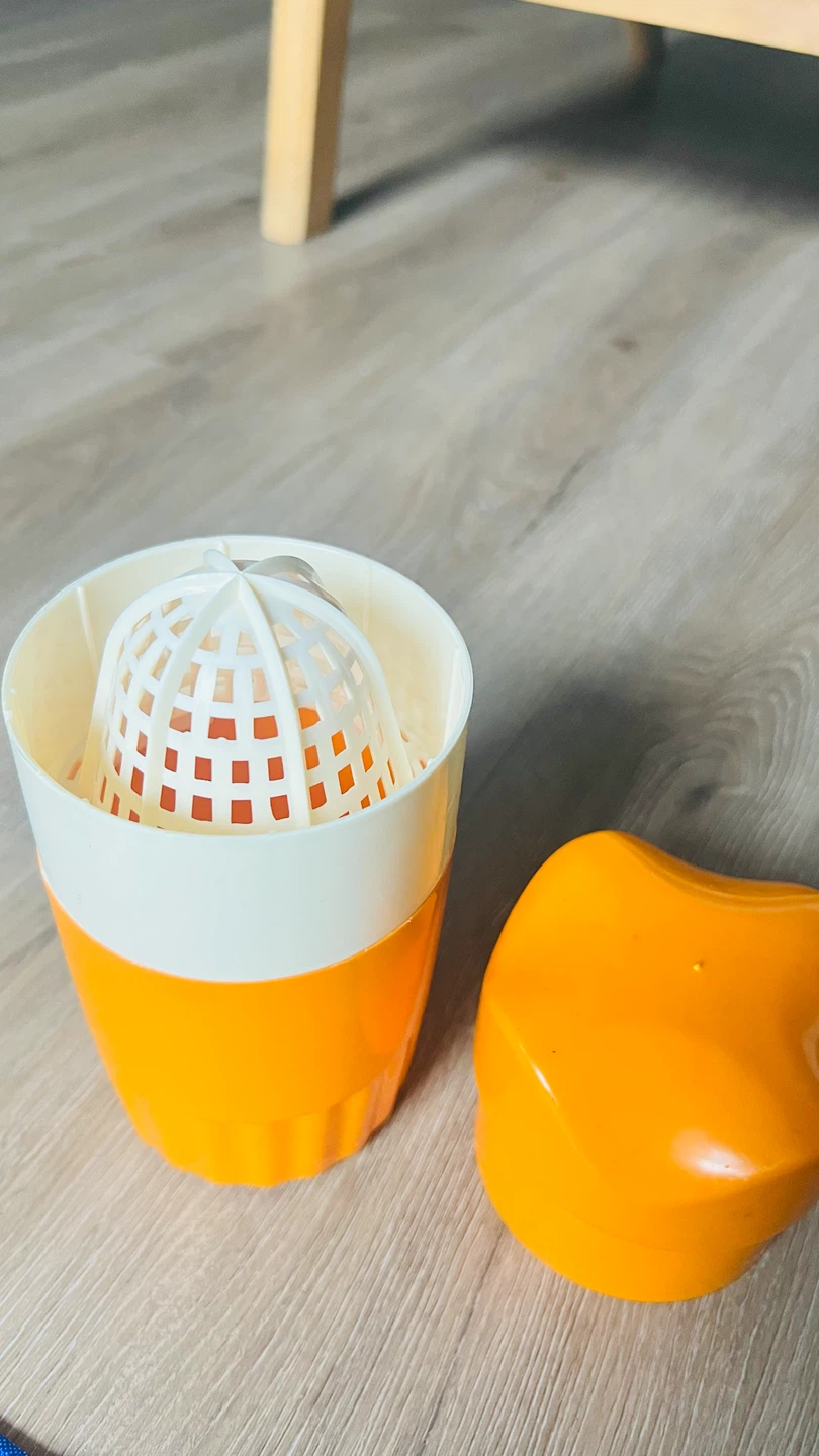 Orange Citrus Juicer - photo 2