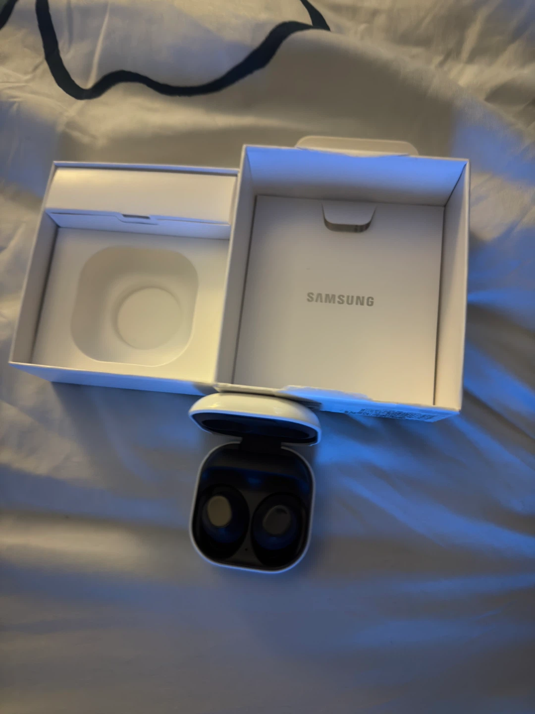 Samsung Galaxy Buds FE Wireless Earbuds - photo 2