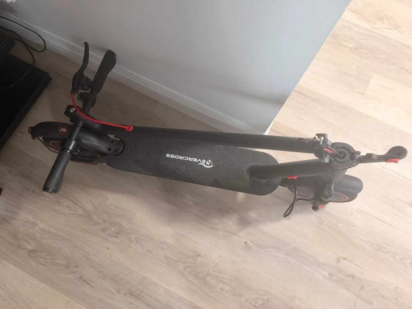 Evercross Electric Scooter - photo 2