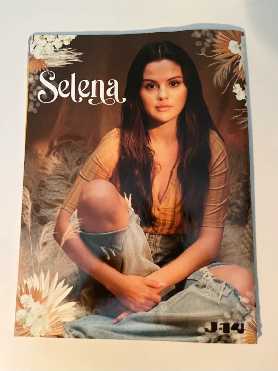 J-14 Magazine - Best & Worst of 2022 - photo 3