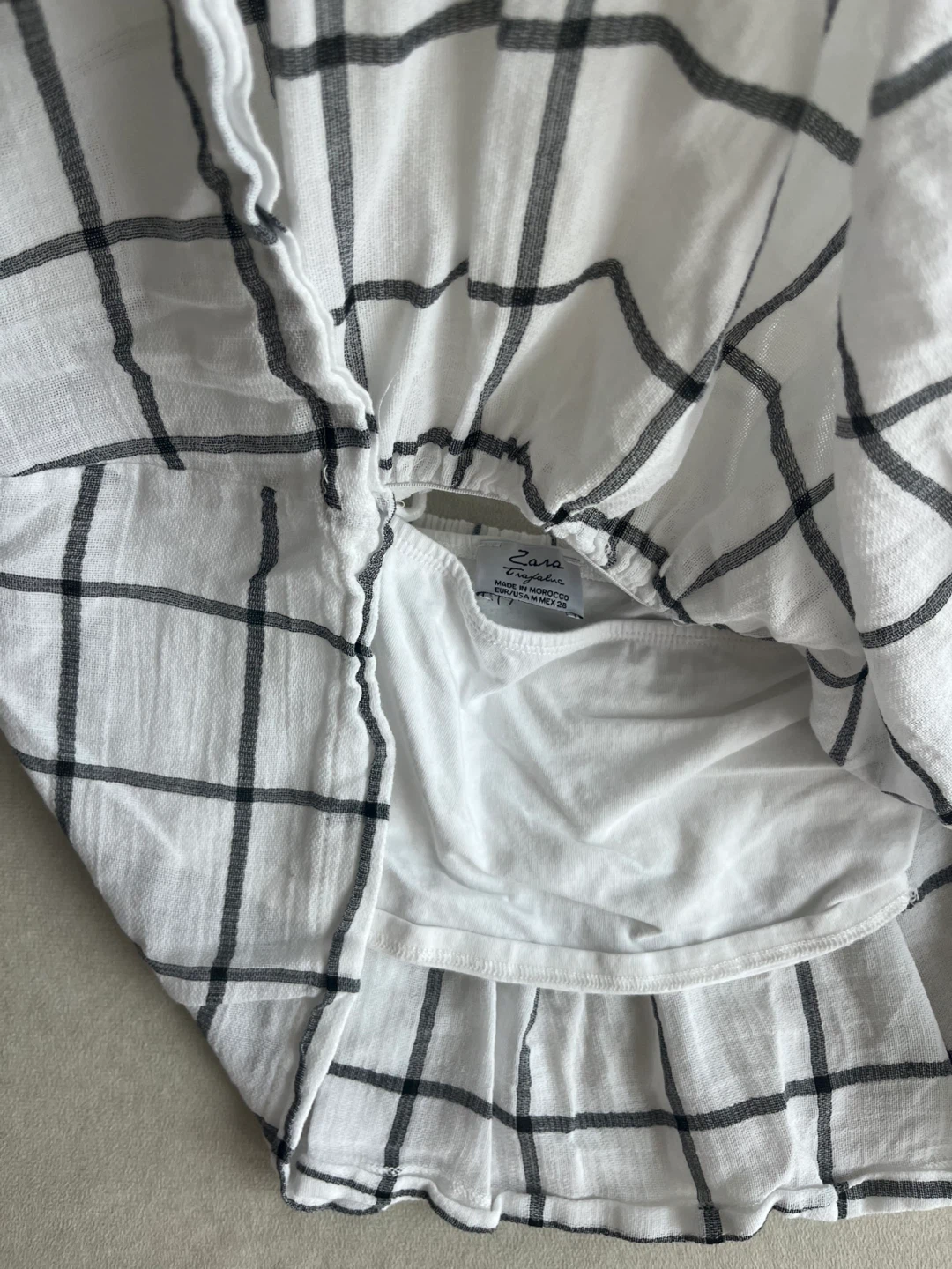Zara Trafaluc White & Black Plaid Top - Medium - photo 3