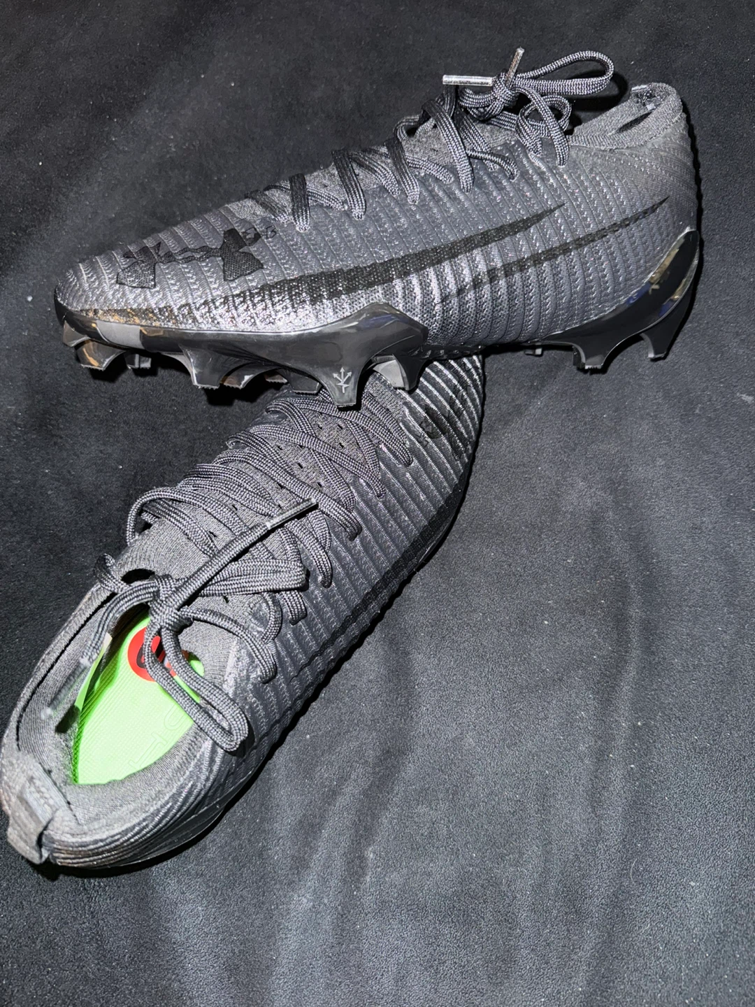 Under Armour Black Football Cleats Size 10