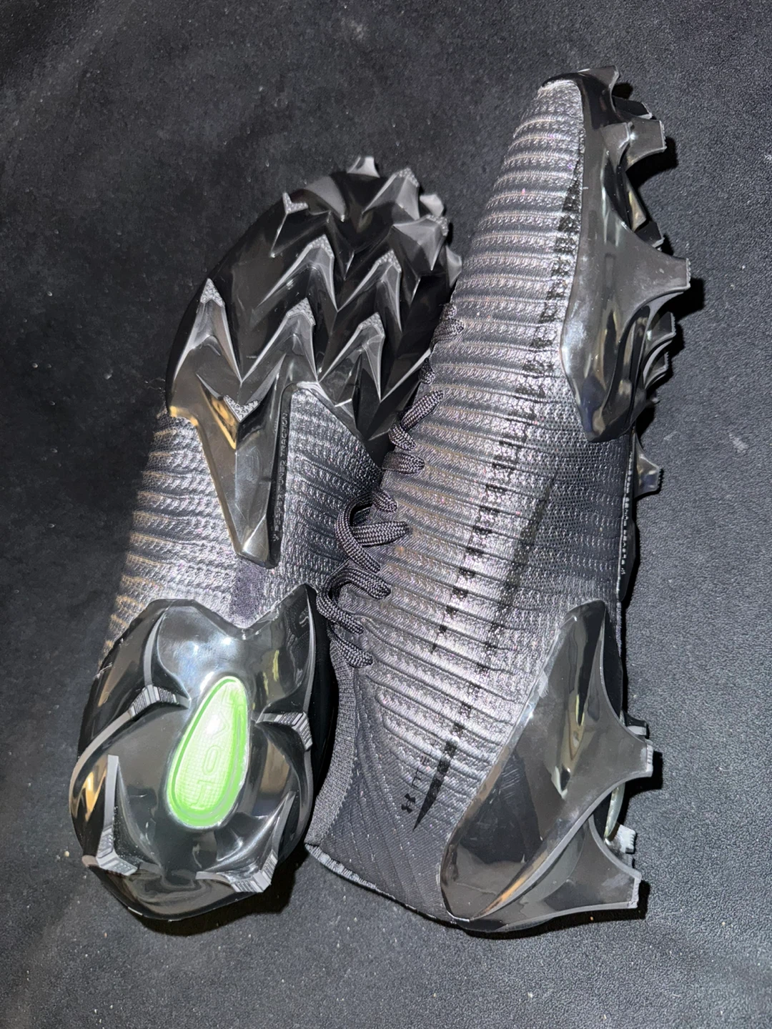 Under Armour Black Football Cleats Size 10 - photo 2