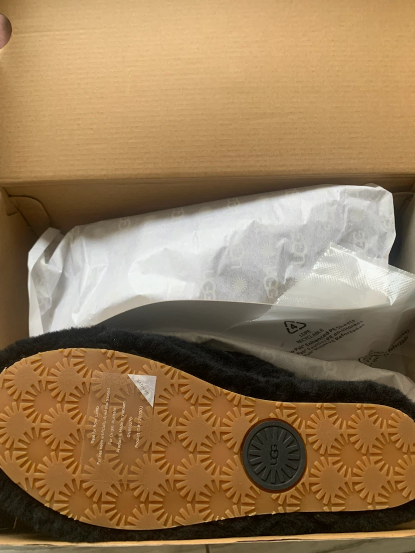 UGG W Fluff Yeah Slide Black Size 8 - photo 2