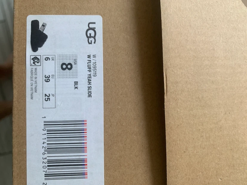 UGG W Fluff Yeah Slide Black Size 8 - photo 4