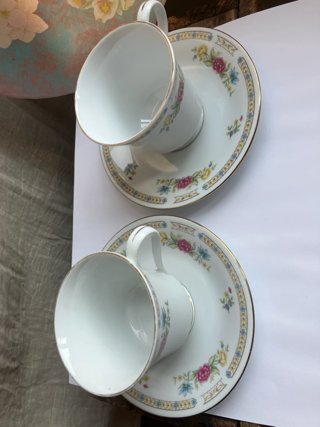 4 porcelain pink rose tea cups with saucers - photo 3