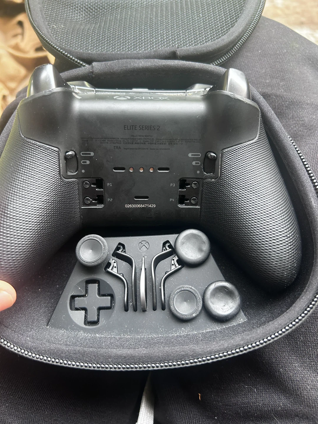 Xbox Elite Series 2 Wireless Controller - photo 2