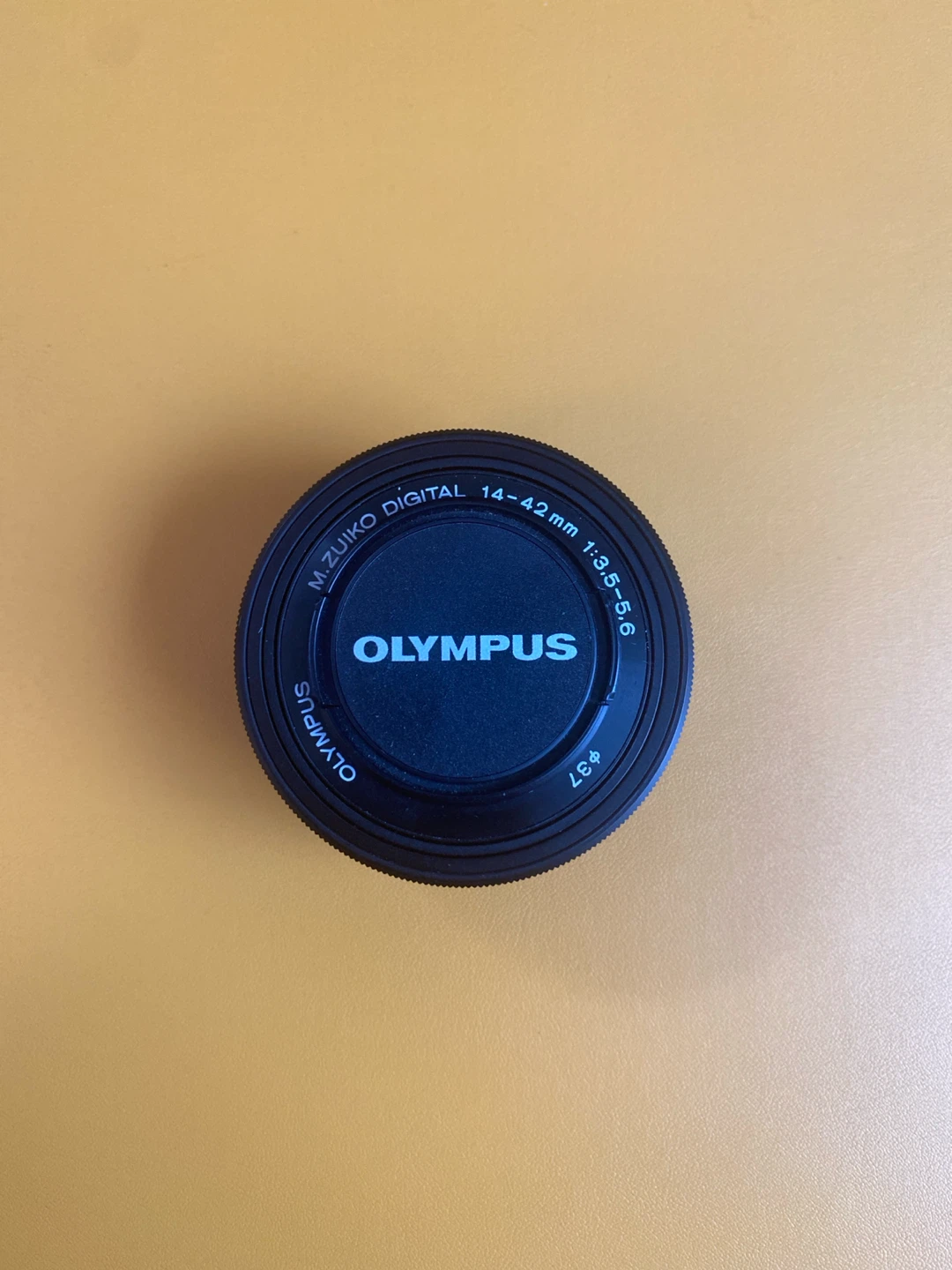 Olympus M43 14-42mm f/3.5-5.6 EZ Lens - photo 2