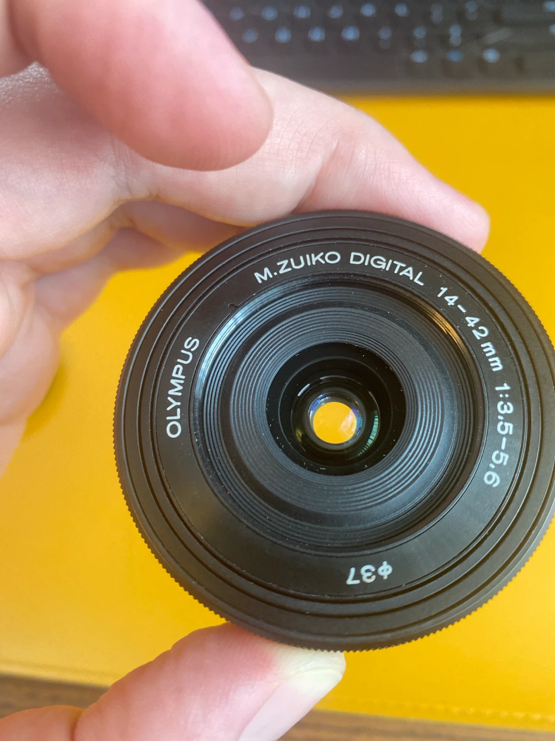 Olympus M43 14-42mm f/3.5-5.6 EZ Lens - photo 4