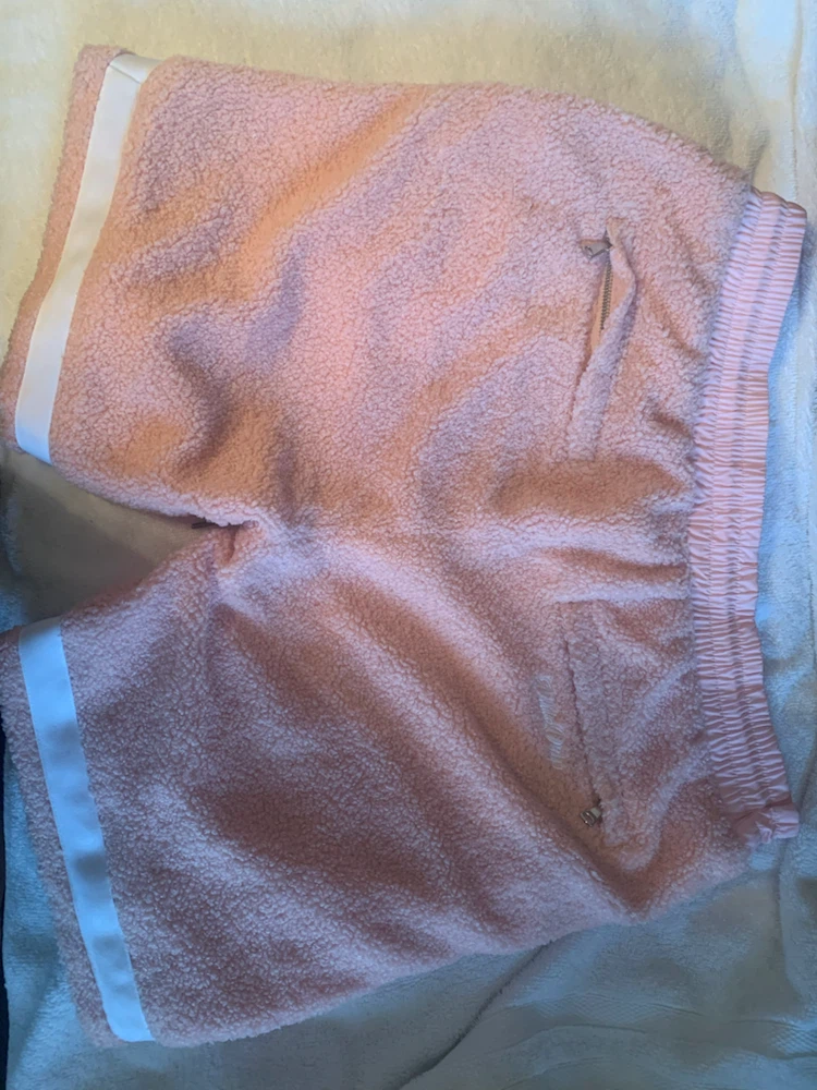 Elite drip pink fluffy shorts - photo 2