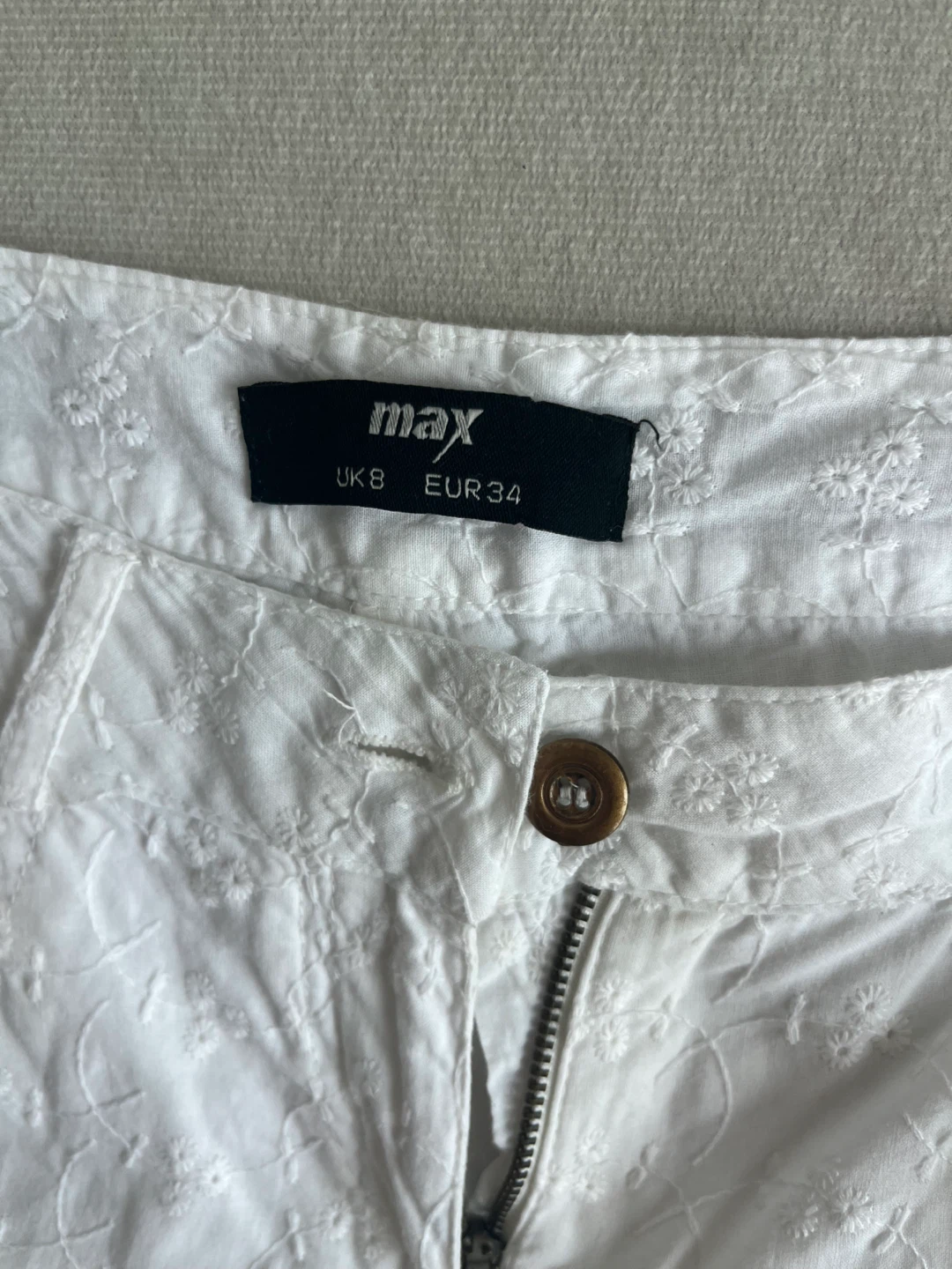 Max White Broderie Shorts - photo 2