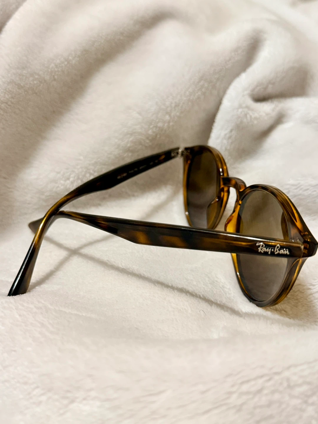 Ray-Ban Tortoiseshell Sunglasses - photo 2