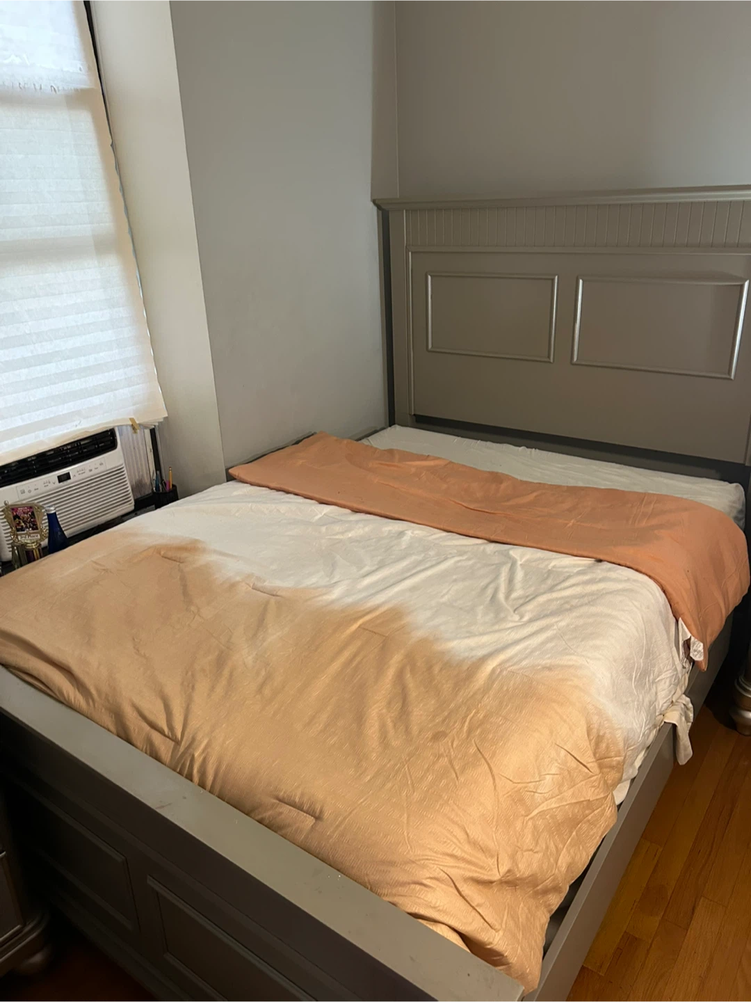 Full Size Bedroom Set – Bed, Dresser & Nightstand – $400 OBO