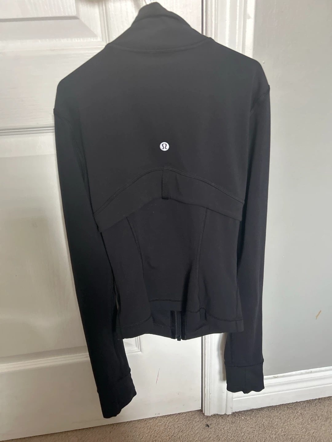 Lululemon Black Jacket - photo 2