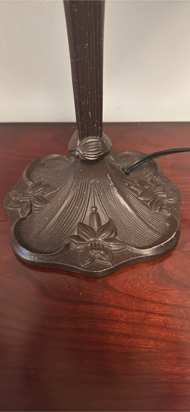 Tiffany Style Stained Glass Lamp - photo 2